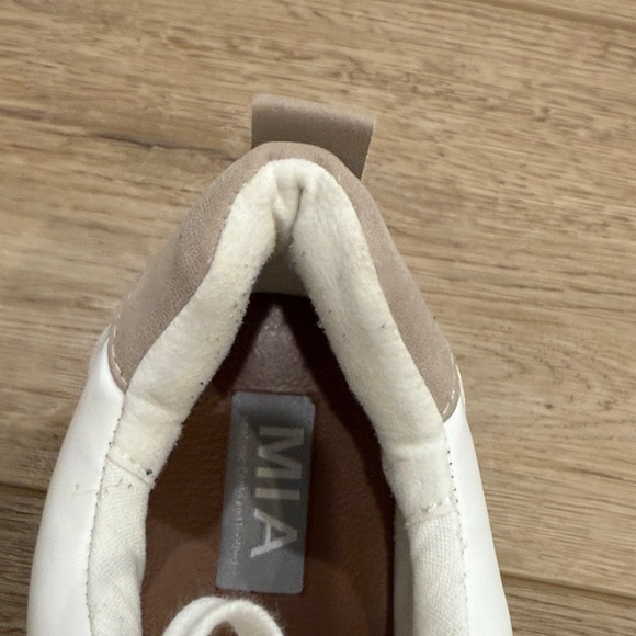 Mia White and Tan Sneakers - Picture 8 of 13